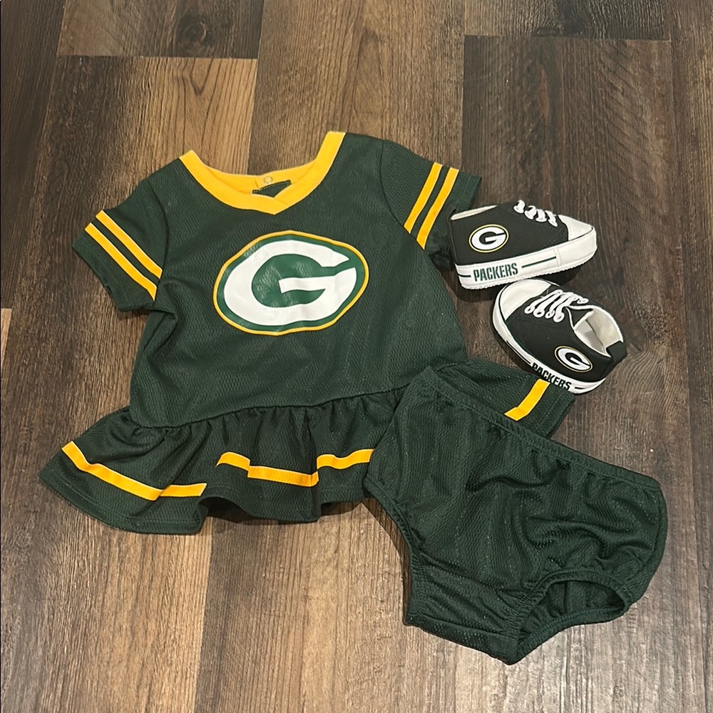 5 for $20 || Green Bay Packers Baby Outfit Set with shoes 💚💛